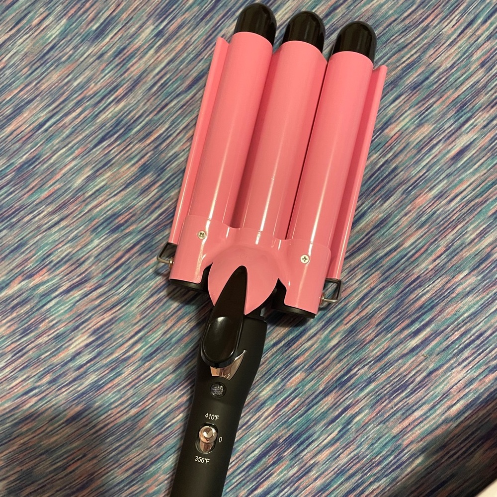 Pink Triple Barrel Hair Curler